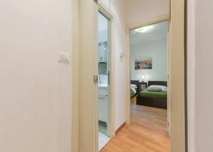 Guesthost - Giardini Margherita * بولونيا