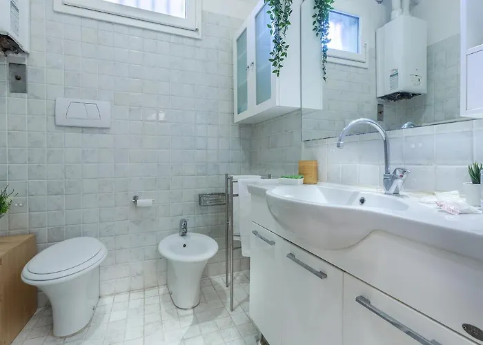 Guesthost - Giardini Margherita Lägenhet Bologna